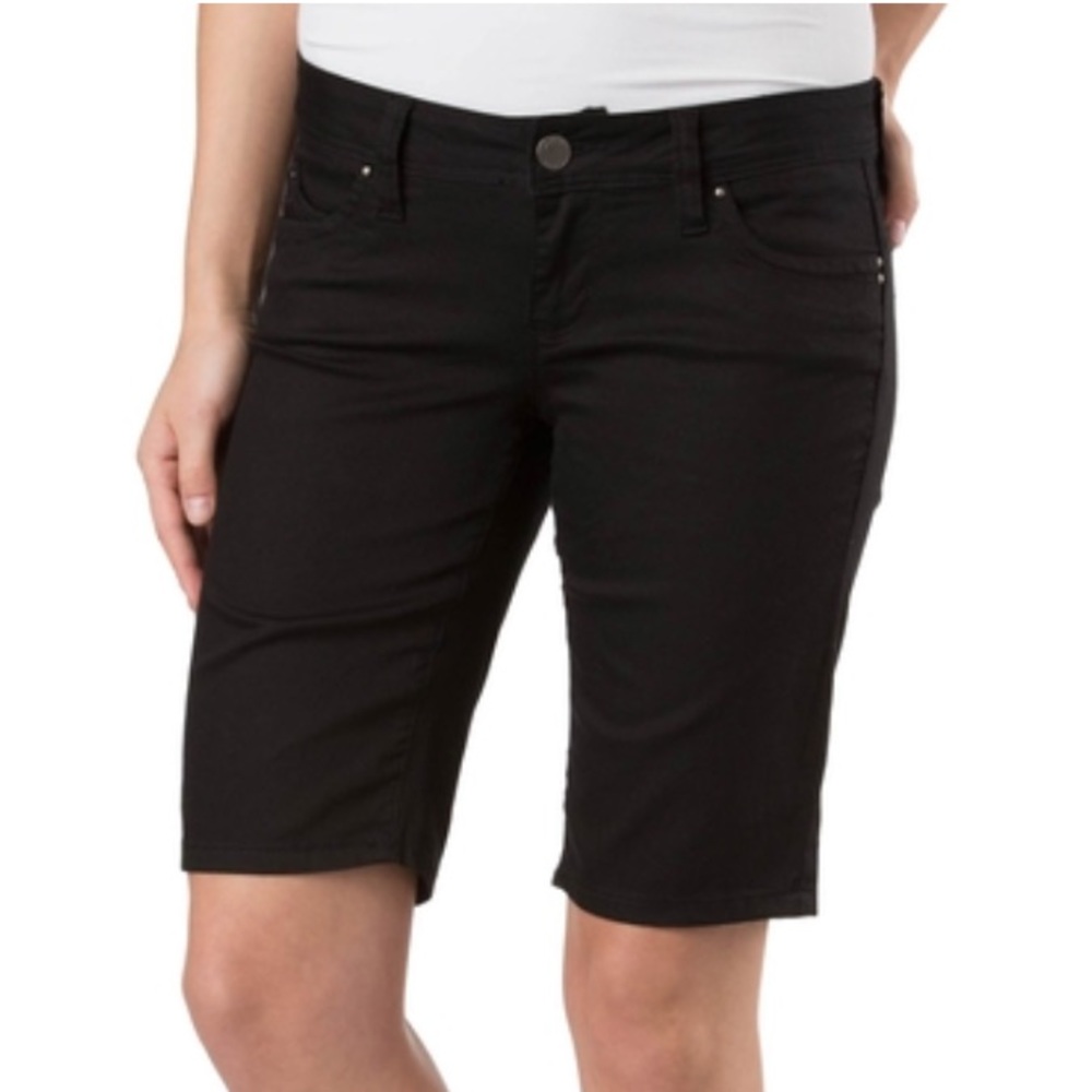NEW YMI Bermuda Black Jean Shorts Denim Jorts